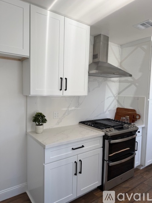1424 Riverside Drive 3 Beds Single Family Home for Rent - Photo gallery 3