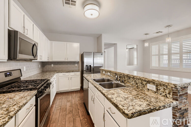 176 Flat Slate Ave 3 Beds Single Family Home for Rent - Photo gallery 3