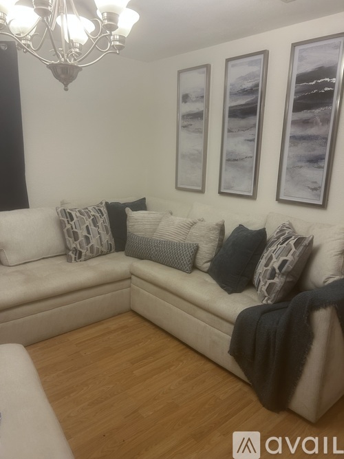 1314 Lamanche Street 4 Beds Single Family Home for Rent - Photo gallery 2
