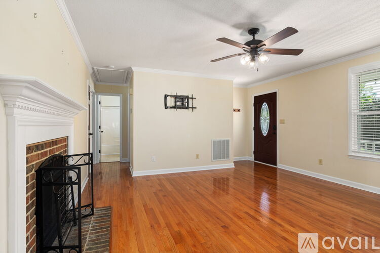 940 Skylar Court 3 Beds Single Family Home for Rent - Photo gallery 2