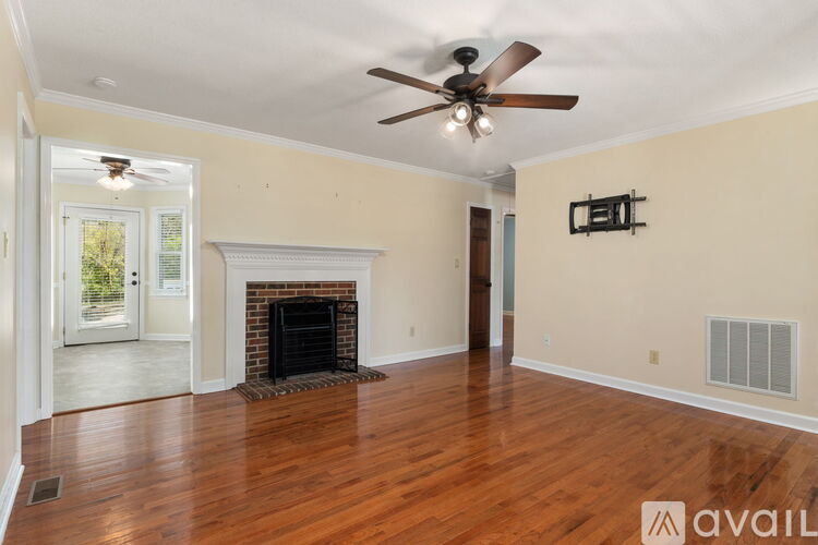 940 Skylar Court 3 Beds Single Family Home for Rent - Photo gallery 4