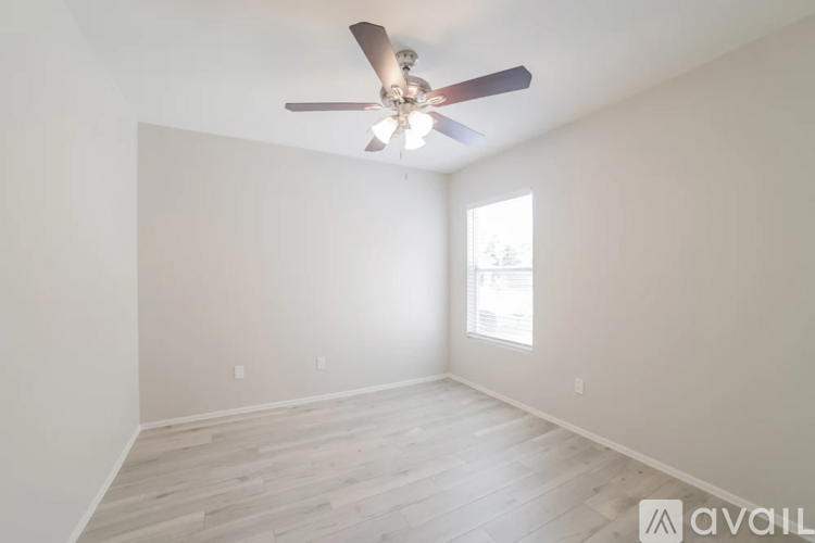 11234 North 89th Way 3 Beds Single Family Home for Rent - Photo gallery 2