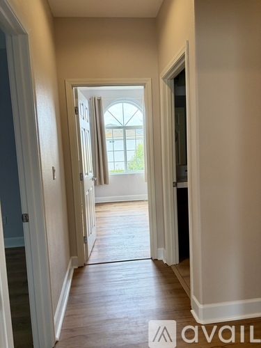 1561 Boston Lane 4 Beds Single Family Home for Rent - Photo gallery 4