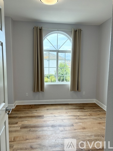 1561 Boston Lane 4 Beds Single Family Home for Rent - Photo gallery 5