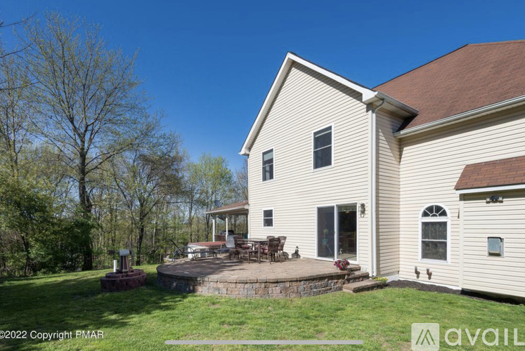 114 Skyview Circle 4 Beds Single Family Home for Rent - Photo gallery 4