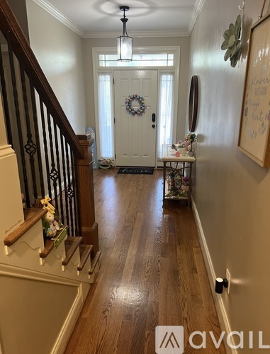 704 Micahs Way N 5 Beds Single Family Home for Rent - Photo gallery 5