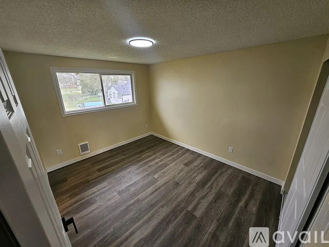 14900 Union Avenue Southwest 1 Apartment for Rent - Photo gallery 2