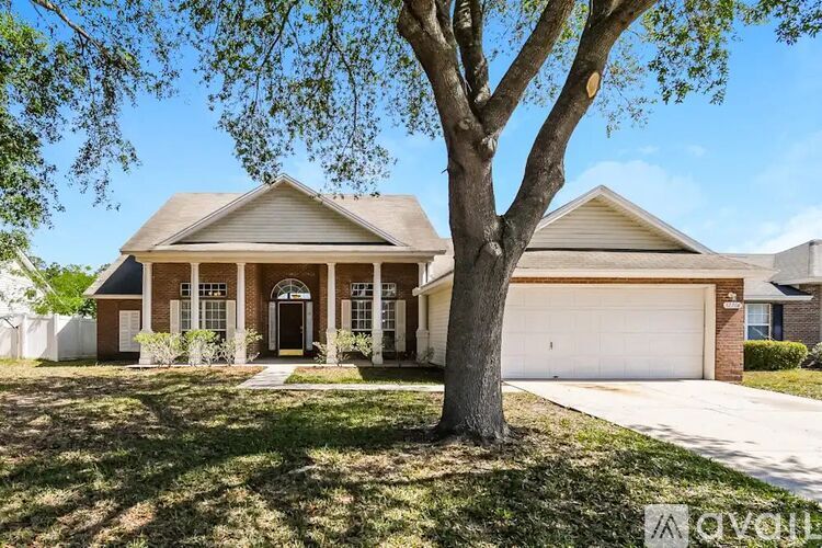 919 Lipan Street 3 Beds Single Family Home for Rent - Photo gallery 4