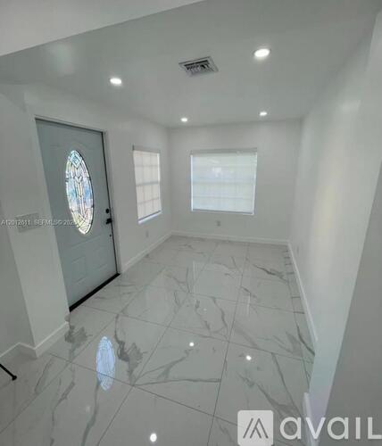 3161 NW 31st St 2 Beds Single Family Home for Rent - Photo gallery 1