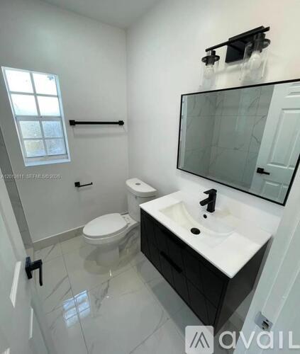 3161 NW 31st St 2 Beds Single Family Home for Rent - Photo gallery 3