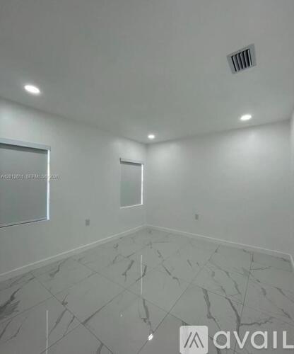 3161 NW 31st St 2 Beds Single Family Home for Rent - Photo gallery 5