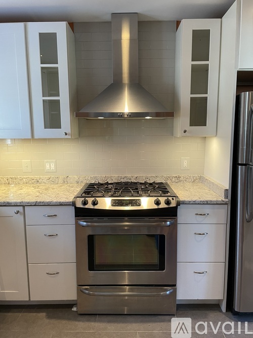 1611 Fitzgerald Lane 1 Condo for Rent - Photo gallery 4