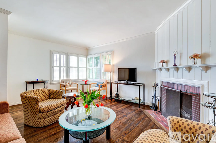 1254 Devon Ave 2 Beds Apartment for Rent - Photo gallery 1