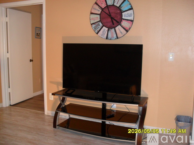 1220 Southeast 40th Street 2 Beds Condo for Rent - Photo gallery 3