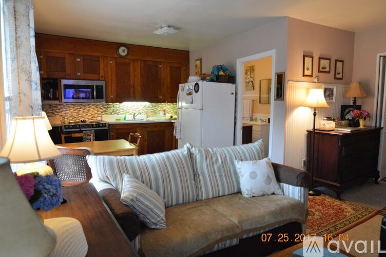 616 Thames St 1 Apartment for Rent - Photo gallery 4