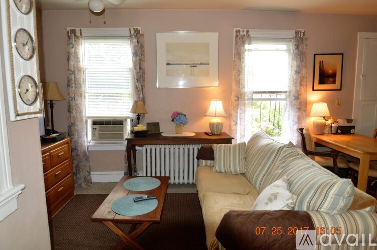 616 Thames St 1 Apartment for Rent - Photo gallery 5