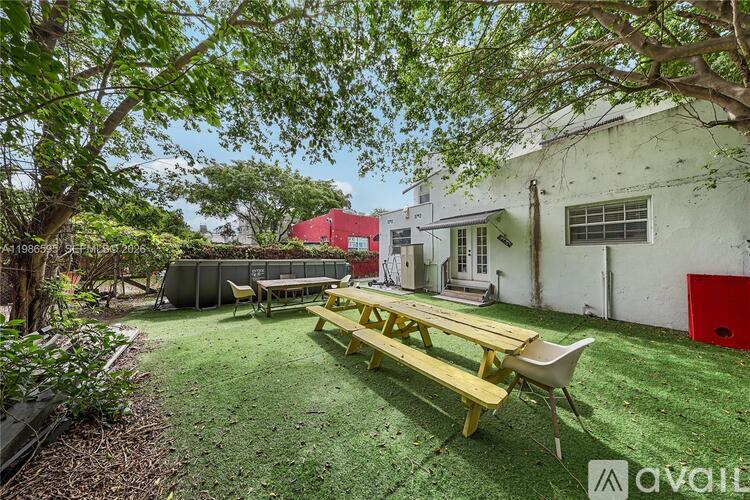 843 NW 3rd St 3 Beds Apartment for Rent - Photo gallery 2