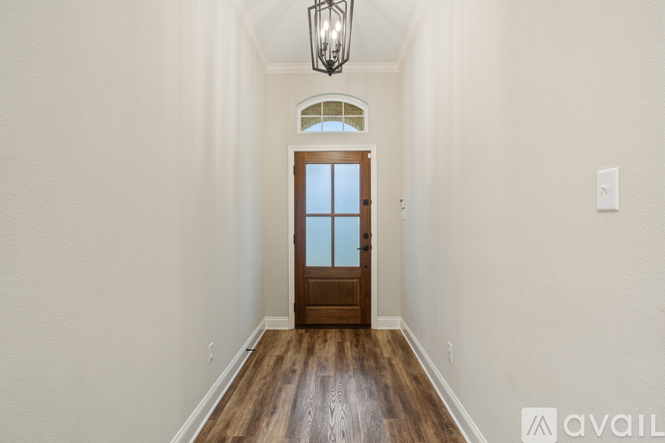 10420 Fallen Leaf Dr 4 Beds Single Family Home for Rent - Photo gallery 5