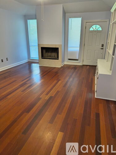728 25th Street 3 Beds Single Family Home for Rent - Photo gallery 4
