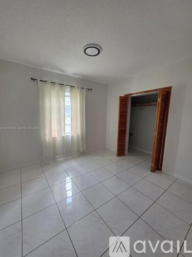 2970 SW 17th St 3 Beds Single Family Home for Rent - Photo gallery 4