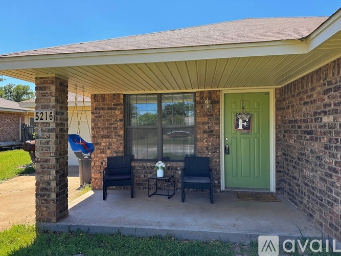 5216 Brookwood Dr 4 Beds Single Family Home for Rent - Photo gallery 2