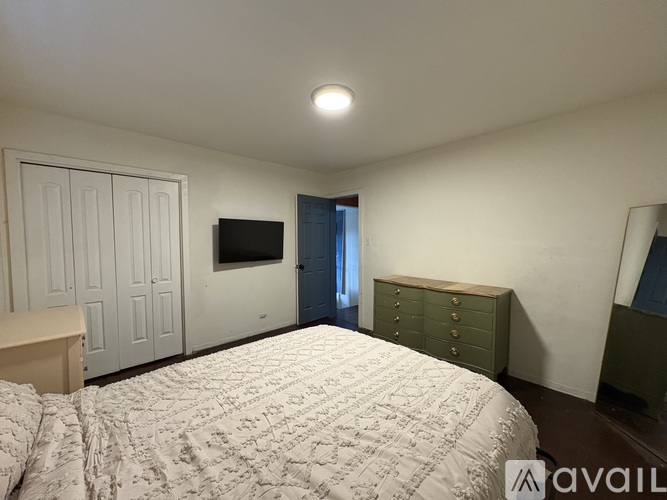 704 Franklin Avenue 3 Beds Single Family Home for Rent - Photo gallery 3