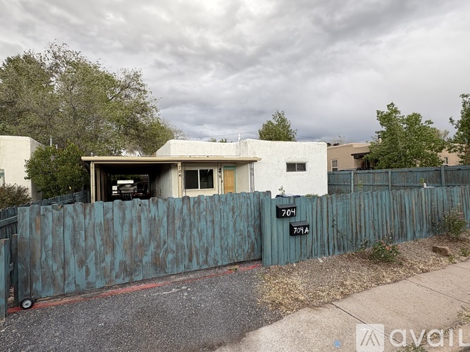 704 Franklin Avenue 3 Beds Single Family Home for Rent - Photo gallery 4