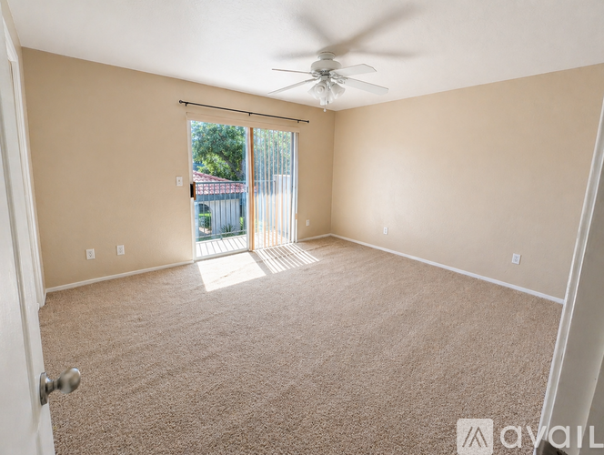 18239 North 40th Street 2 Beds Townhouse for Rent - Photo gallery 4