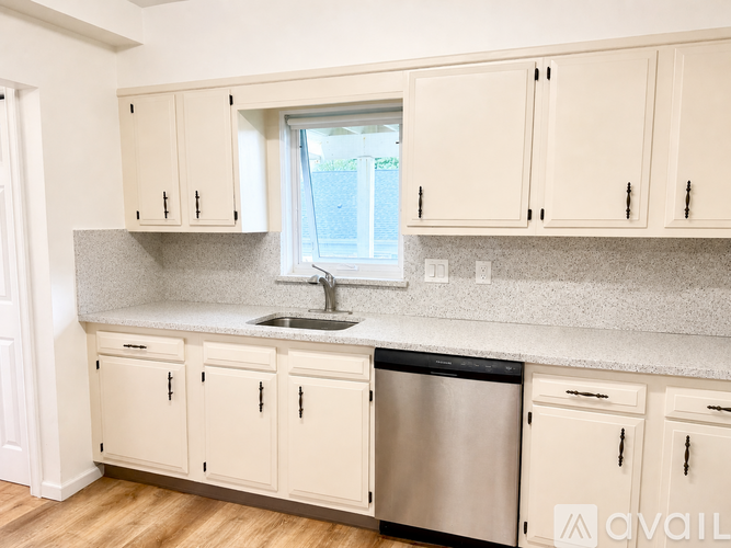 21 Wampus Lane 2 Beds Apartment for Rent - Photo gallery 4