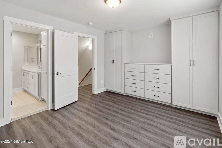4 Orchard St 3 Beds Apartment for Rent - Photo gallery 5