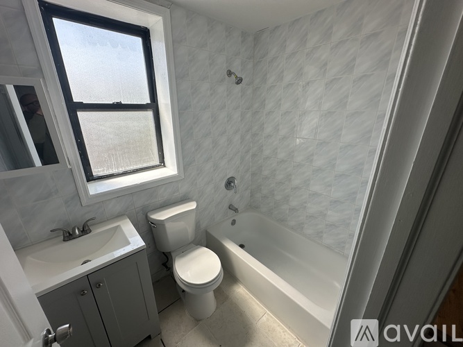 47 Milford Ave 3 Beds Apartment for Rent - Photo gallery 4