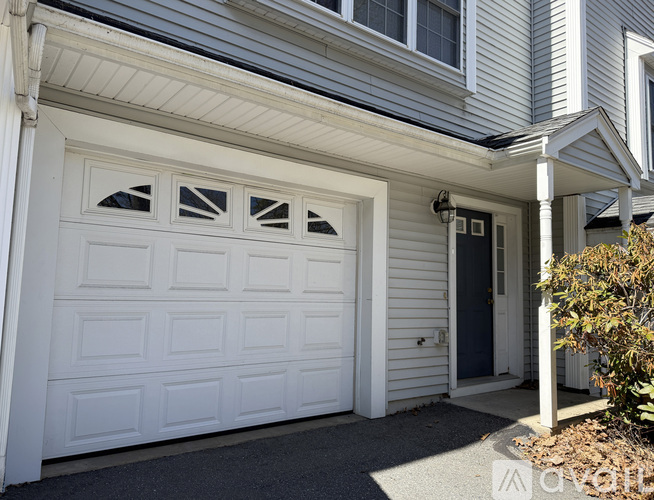 246 Main Street 2 Beds Townhouse for Rent - Photo gallery 3