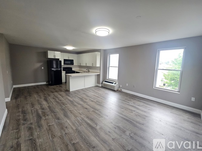 20 Canfield St 2 Beds Apartment for Rent - Photo gallery 2