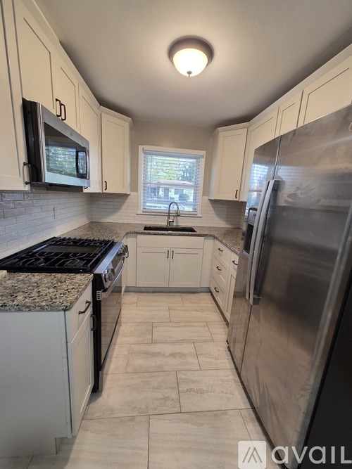 4108 7th Avenue North 3 Beds Single Family Home for Rent - Photo gallery 3