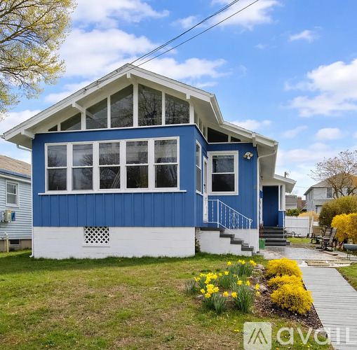 12 Gorton Ave 3 Beds Single Family Home for Rent - Photo gallery 1