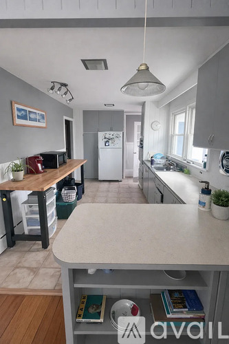 12 Gorton Ave 3 Beds Single Family Home for Rent - Photo gallery 4