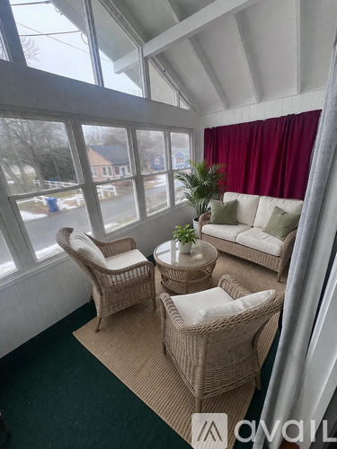 12 Gorton Ave 3 Beds Single Family Home for Rent - Photo gallery 5