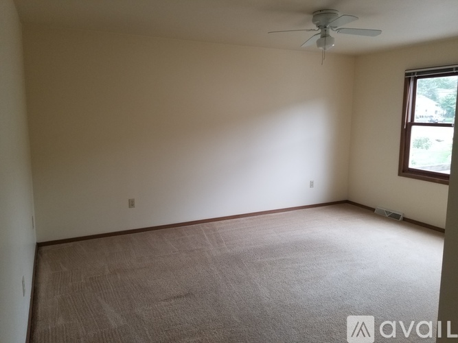 710 Priestley Townhouse Ct 2 Beds Townhouse for Rent - Photo gallery 5