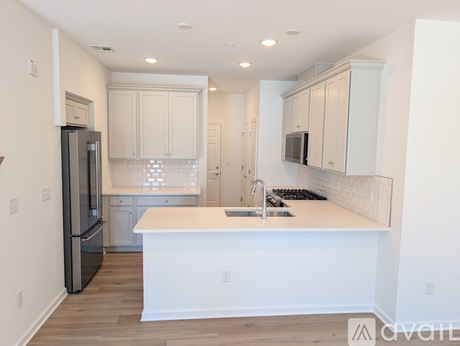 400 Willow Street 2 Beds Townhouse for Rent - Photo gallery 4
