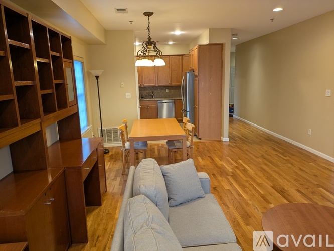 351 South Broad Street 2 Beds Condo for Rent - Photo gallery 5