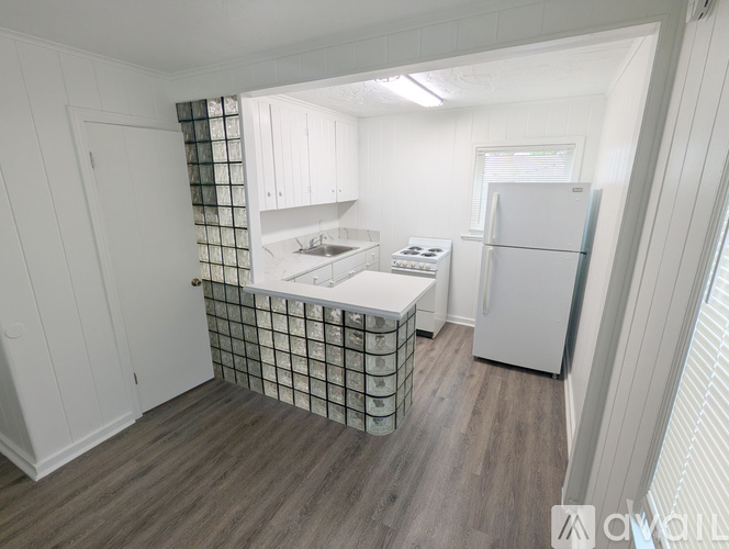 405 58th St Studio Apartment for Rent - Photo gallery 3
