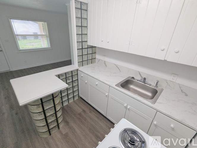 405 58th St Studio Apartment for Rent - Photo gallery 4