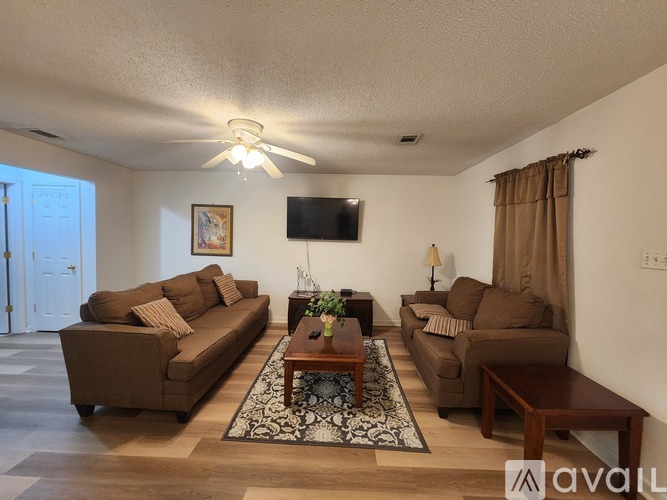 5080 Gautier Vancleave Road 1 Condo for Rent - Photo gallery 4