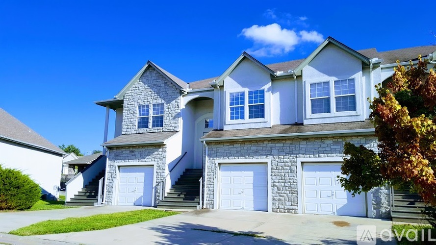 10335 Parkview Ave 3 Beds Townhouse for Rent - Photo gallery 1