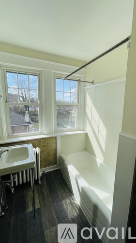 724 S Main St 2 Beds Apartment for Rent - Photo gallery 4