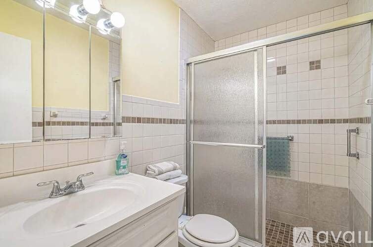 209 Cedar St 1 Condo for Rent - Photo gallery 3