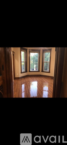 2707 W Thomas St 1 Apartment for Rent - Photo gallery 1