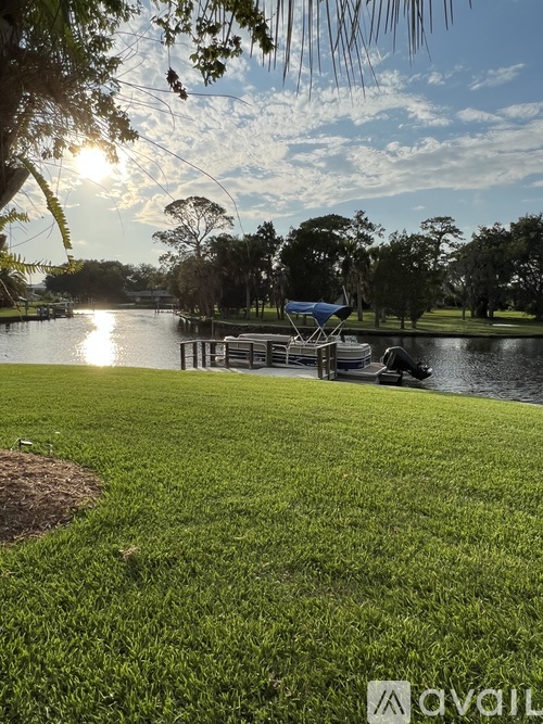 11205 West Bayshore Drive 2 Beds Condo for Rent - Photo gallery 2