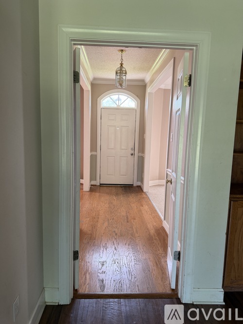 243 Lakewood Loop Drive 4 Beds Single Family Home for Rent - Photo gallery 4