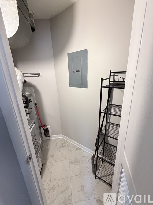 314 Paradise Avenue 1 Condo for Rent - Photo gallery 3